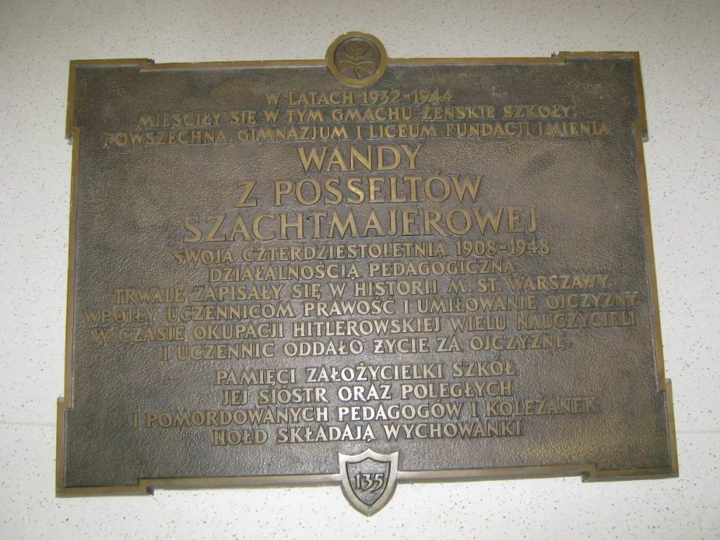 Zdjęcie tablicy pamiątkowej