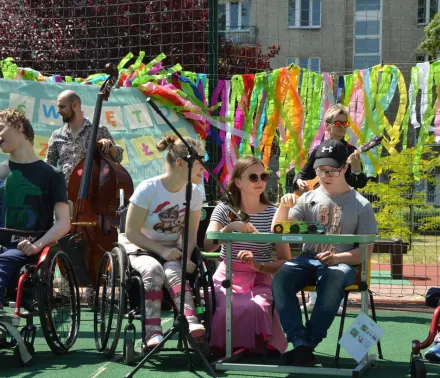 Święto szkoły – sportowa podróż wraz z alpakami