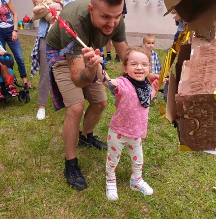 Rodzinny piknik country i święto szkoły.