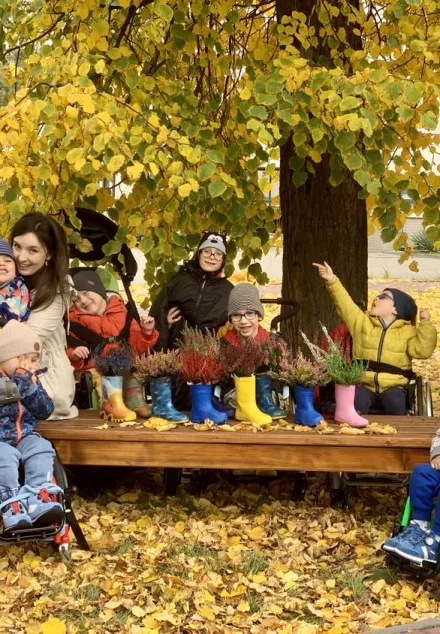 Przedszkolaki oraz wykonane przez nich prace