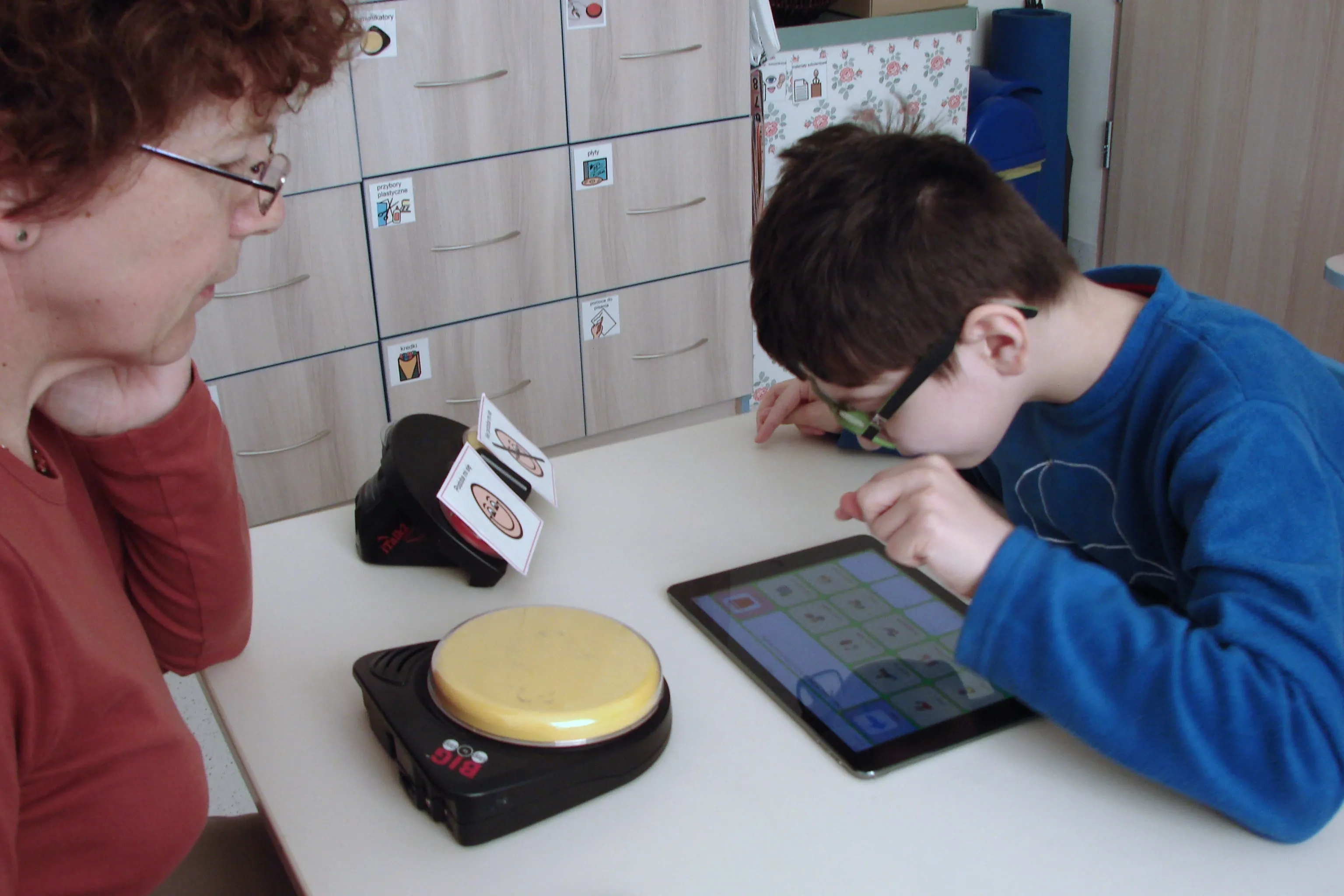 Komunikacja alternatywna i wspomagająca