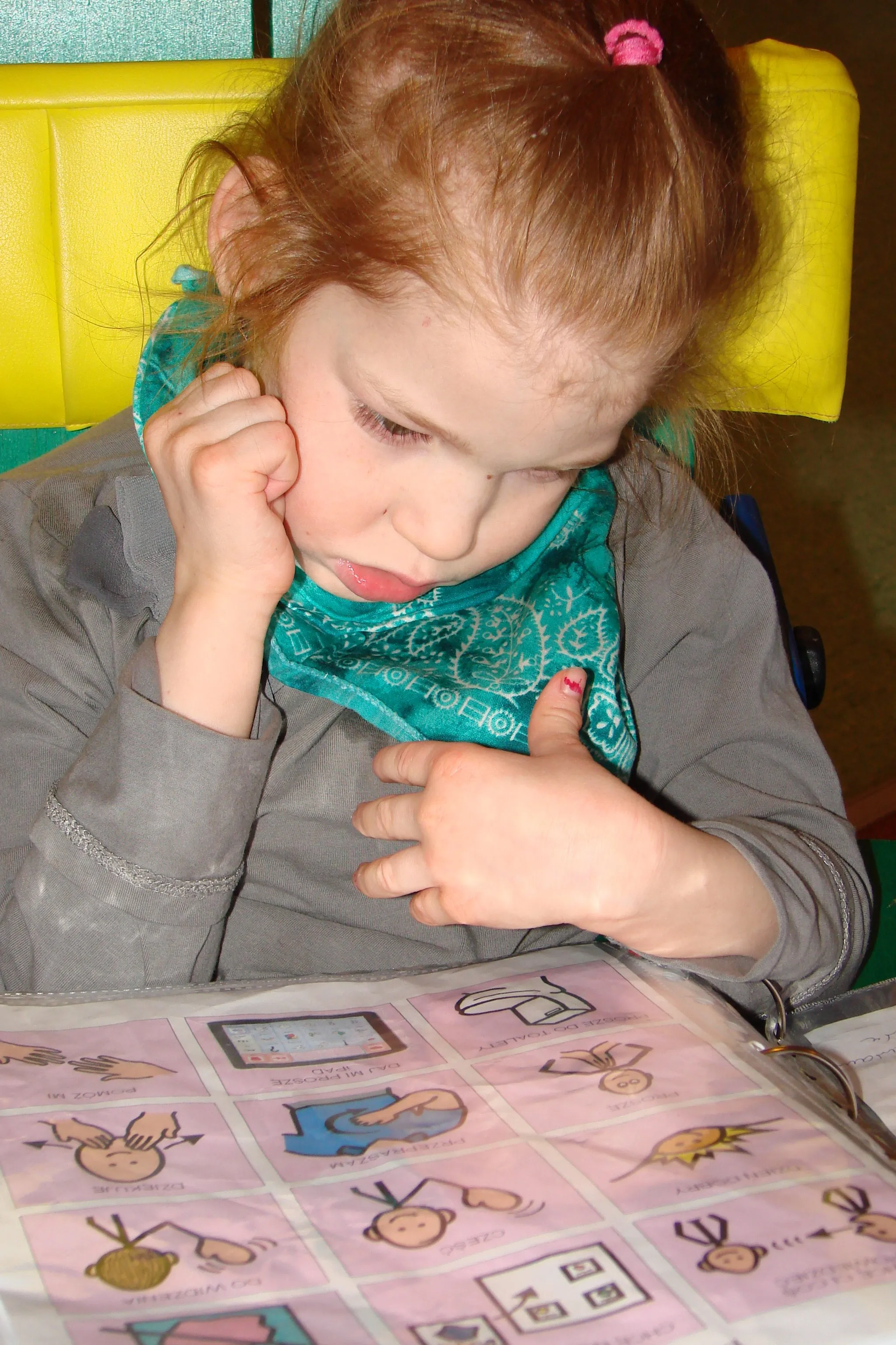 Komunikacja alternatywna i wspomagająca