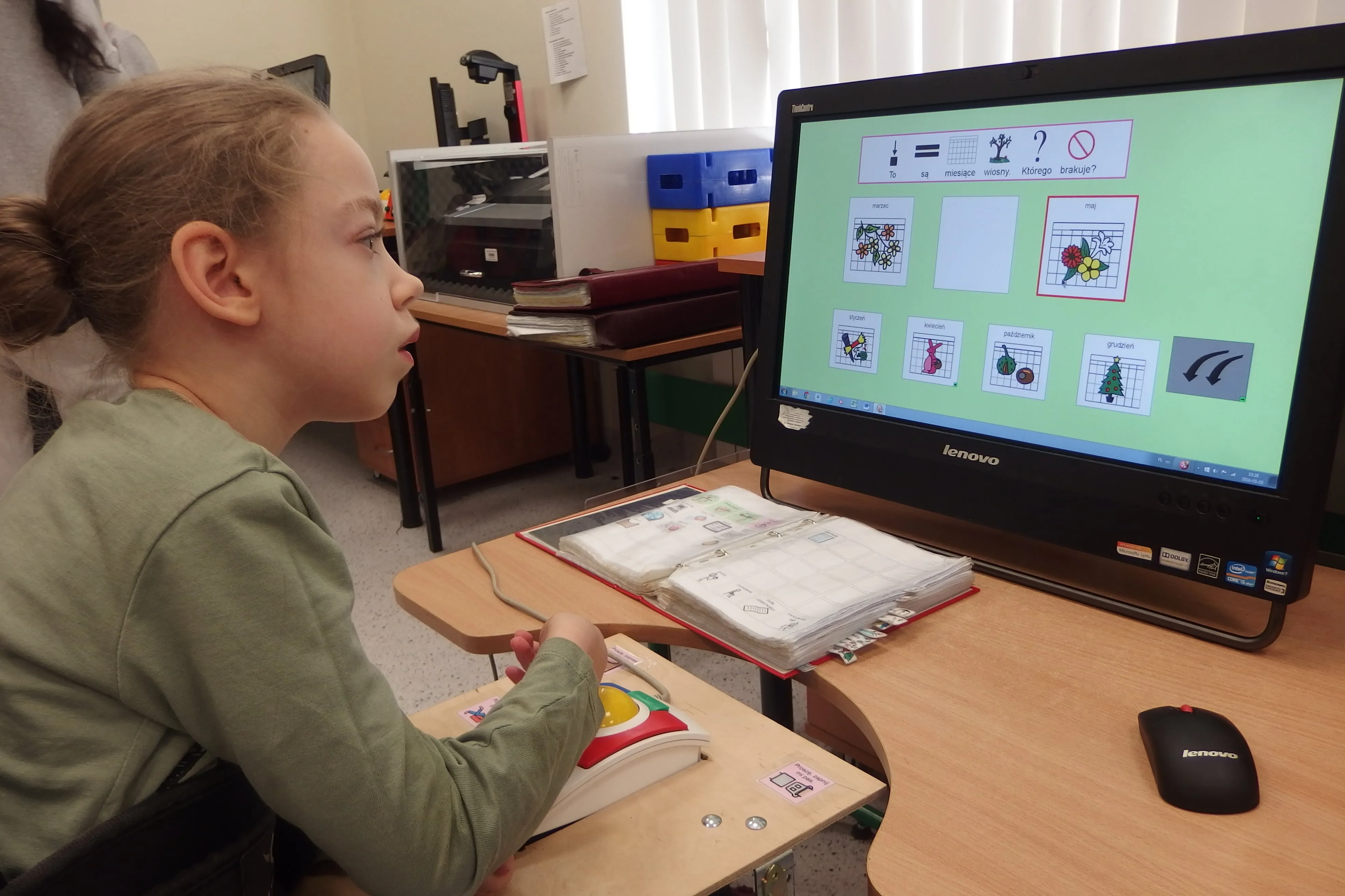 Komunikacja alternatywna i wspomagająca