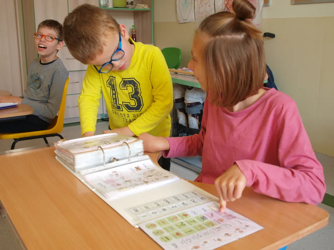 Komunikacja alternatywna i wspomagająca