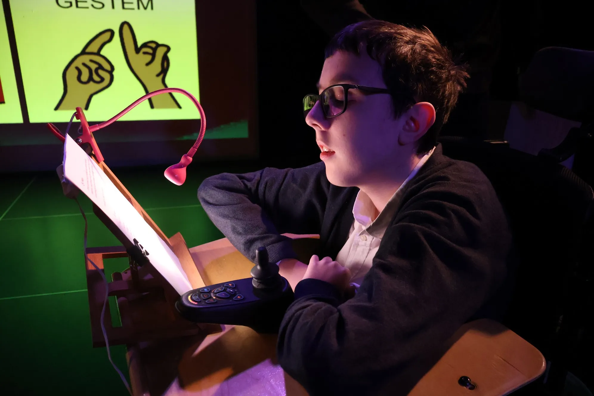 Koncert AAC „Słowem, książką, gestem”