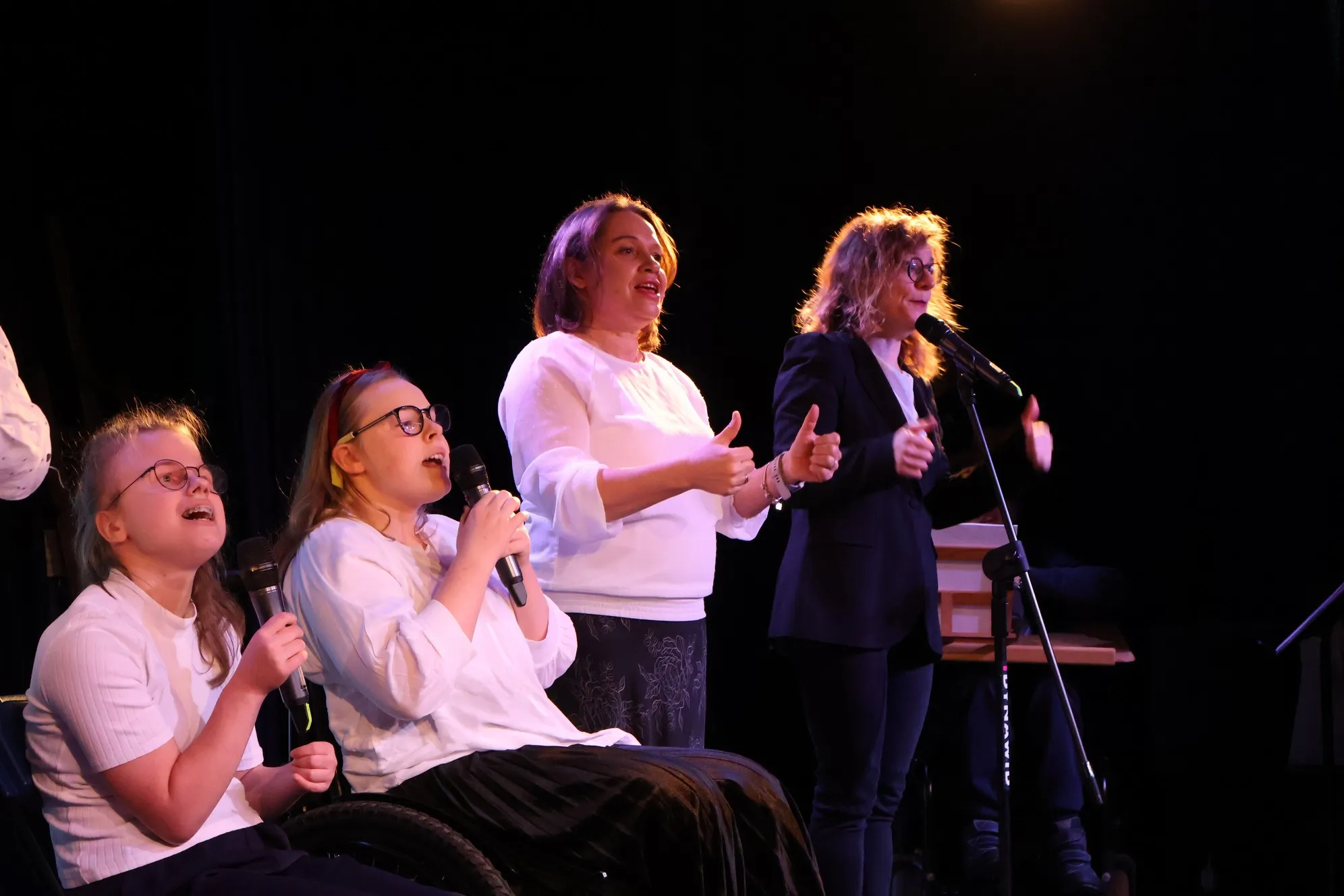 Koncert AAC „Słowem, książką, gestem”