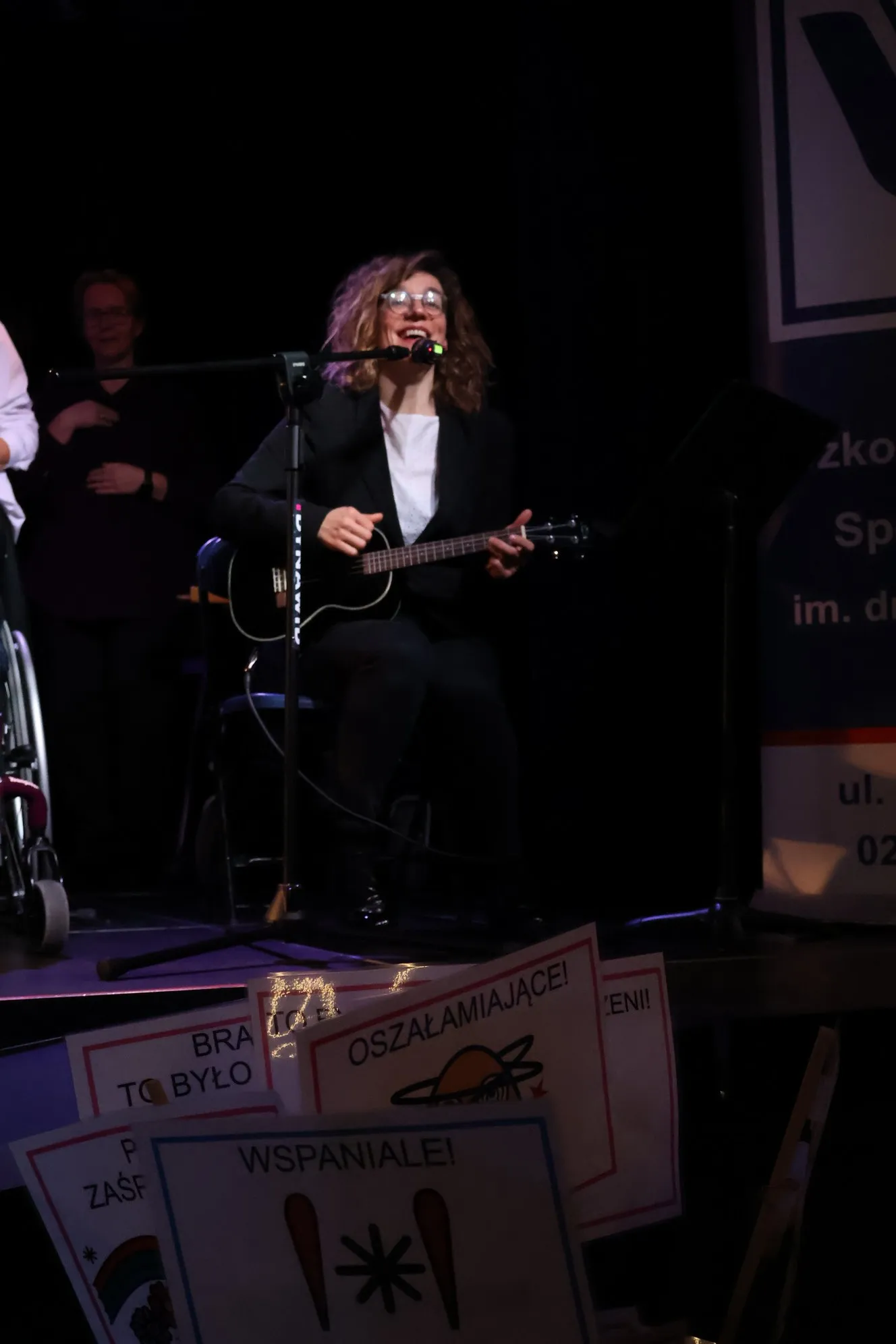 Koncert AAC „Słowem, książką, gestem”