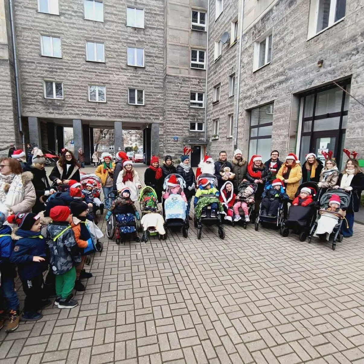 Spotkanie Mikołajkowe - Plac Baśniowy