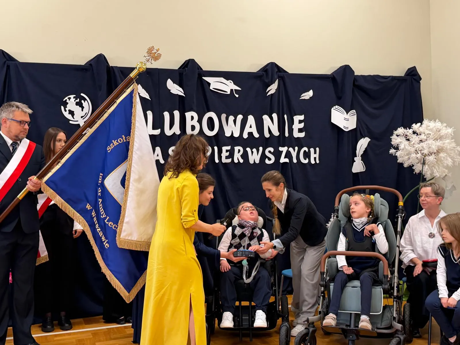 Pasowanie na ucznia – wyjątkowy dzień pierwszoklasistów SPS327
