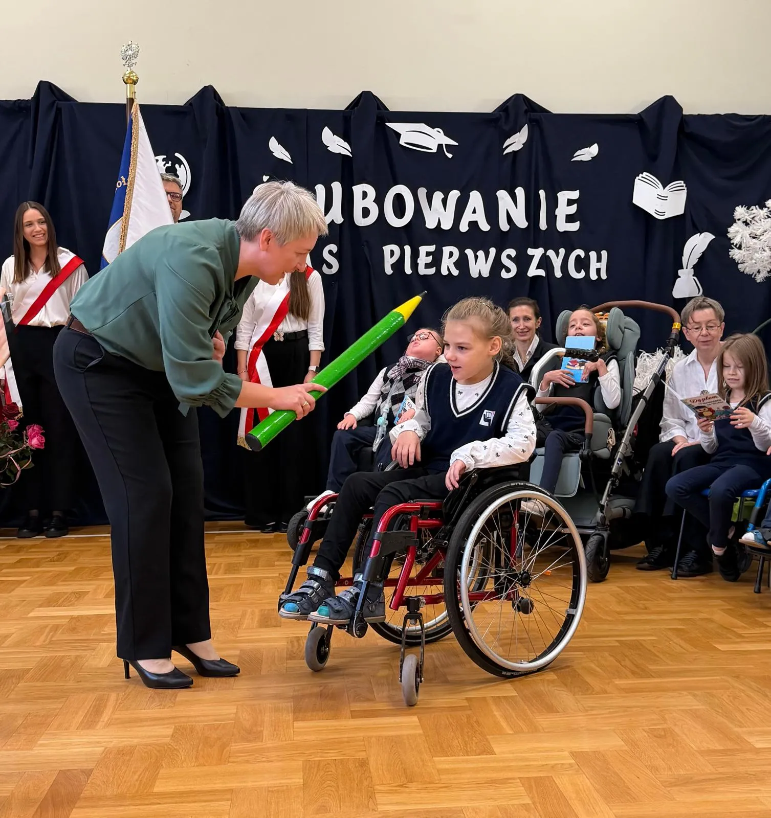 Pasowanie na ucznia – wyjątkowy dzień pierwszoklasistów SPS327